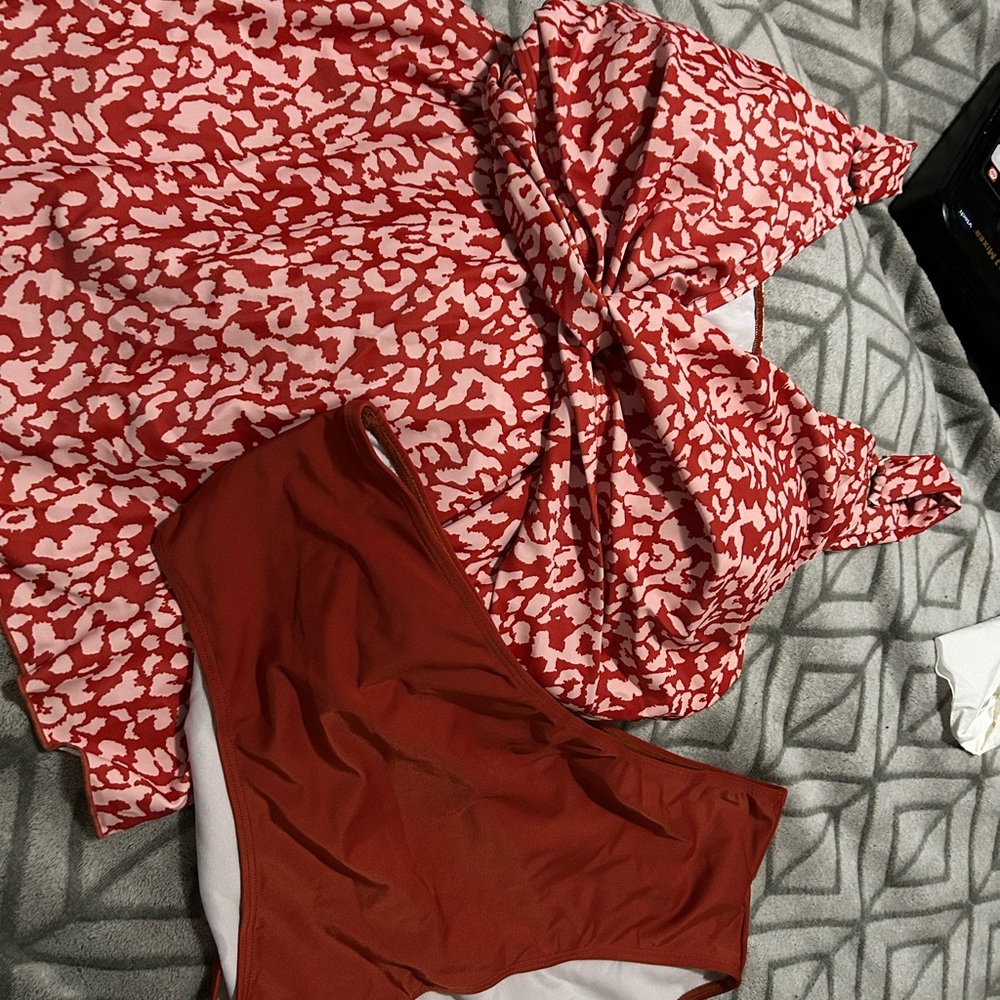 Red and White Patterned 2 piece Tankini Swimsuit